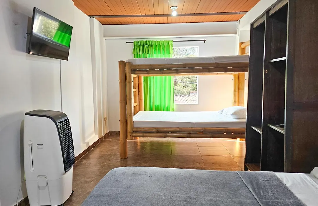 La Mercedes Lite Hostal By Mh-1